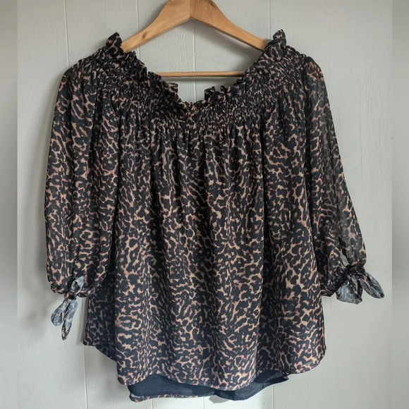 Beach Riot Off Shoulder Leopard Blouse Small Flowy Lightweight Animal Revolve‎ - Picture 5 of 7